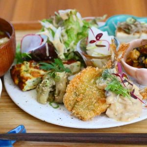 淡路島カフェランチ・淡路産の天然鯵フライ