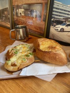 淡路島東浦にあるパン屋さん・ブランジェリーフルールのモーニング