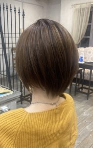 グレージュ レイヤー カラー ヘアカラー ショート 美容室 淡路島