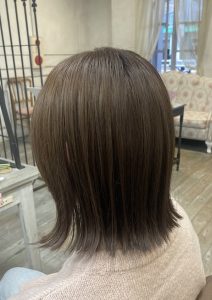 トリートメント 髪質改善 しっとり さらさら カット カラー 美容室 淡路島 ショート 外ハネ 切りっぱなし